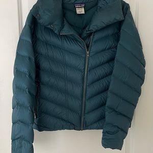 Patagonia Women's Prow Down Jacket - Size M - Like New